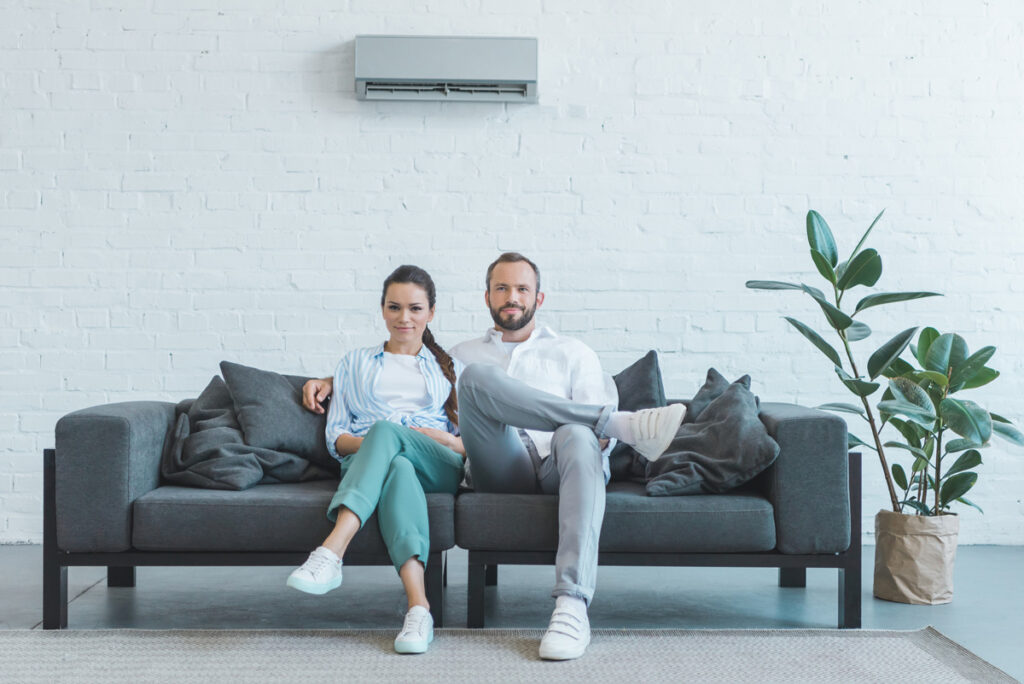 ¿Cómo enfriar una habitación sin ventanas?